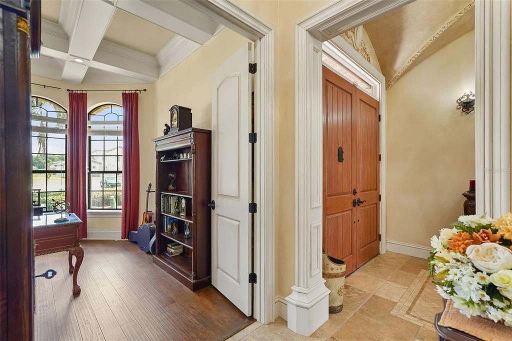 En Venta: $1,300,000 (5 camas, 4 baños, 3772 Pies cuadrados)