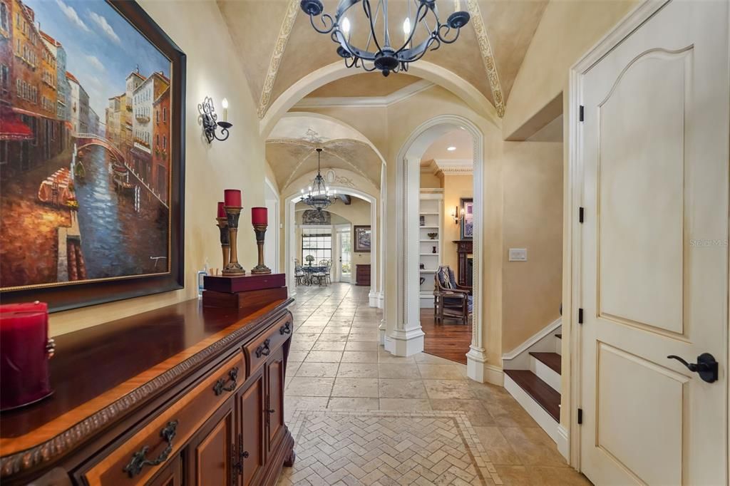 En Venta: $1,300,000 (5 camas, 4 baños, 3772 Pies cuadrados)