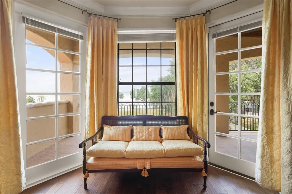 En Venta: $1,300,000 (5 camas, 4 baños, 3772 Pies cuadrados)