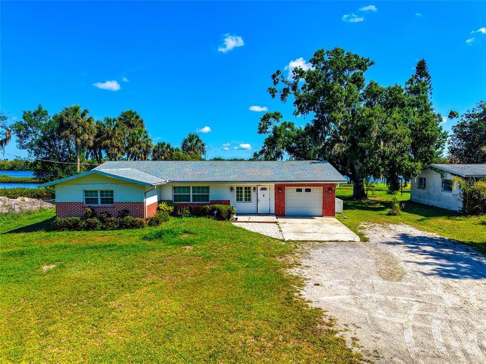 En Venta: $4,000,000 (5 camas, 3 baños, 2300 Pies cuadrados)