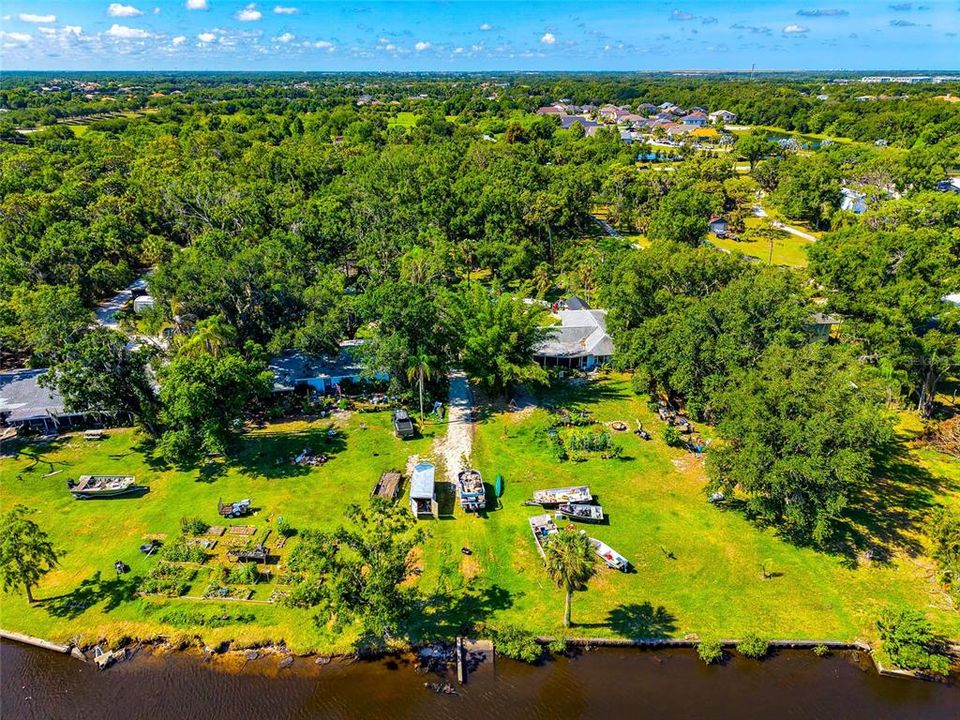 En Venta: $4,000,000 (5 camas, 3 baños, 2300 Pies cuadrados)