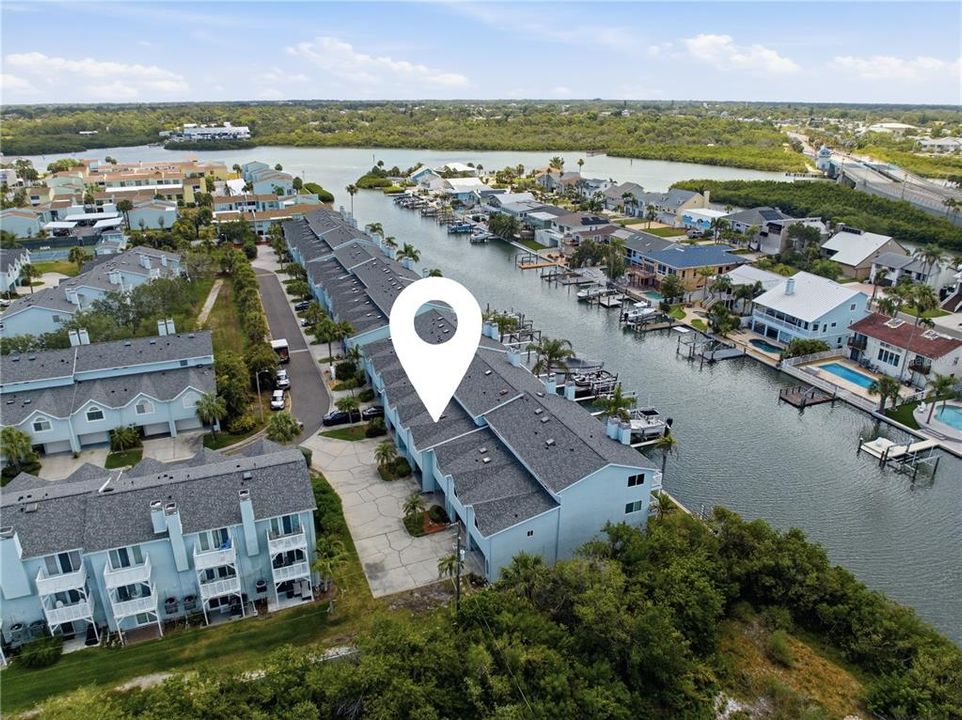 For Sale: $679,000 (2 beds, 2 baths, 1465 Square Feet)