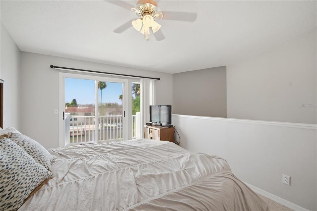 For Sale: $679,000 (2 beds, 2 baths, 1465 Square Feet)