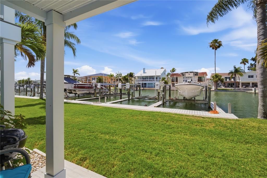 For Sale: $679,000 (2 beds, 2 baths, 1465 Square Feet)