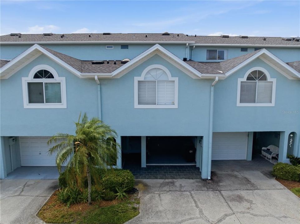 For Sale: $679,000 (2 beds, 2 baths, 1465 Square Feet)