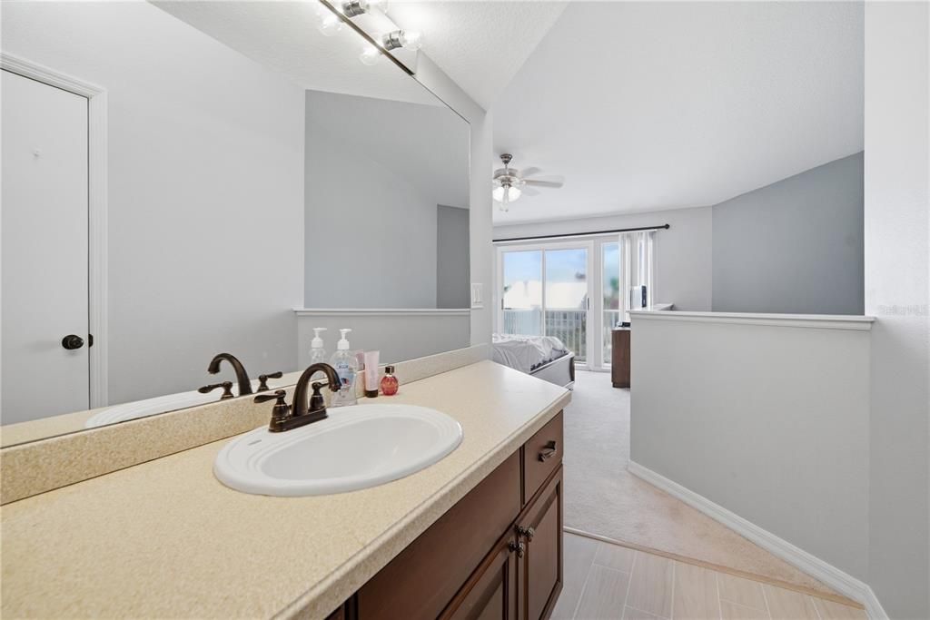 For Sale: $679,000 (2 beds, 2 baths, 1465 Square Feet)