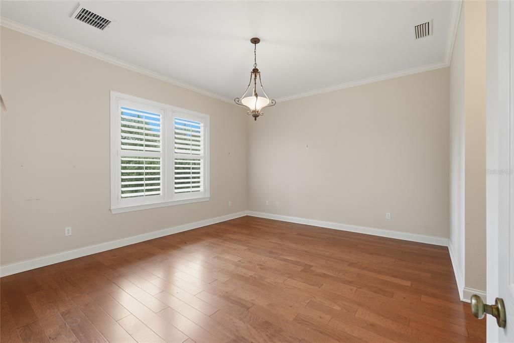 For Sale: $750,000 (4 beds, 3 baths, 2451 Square Feet)