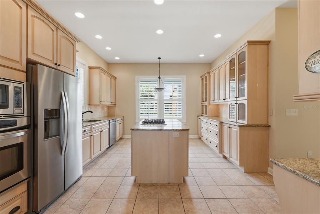 For Sale: $750,000 (4 beds, 3 baths, 2451 Square Feet)