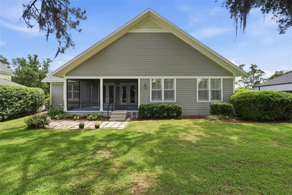 For Sale: $750,000 (4 beds, 3 baths, 2451 Square Feet)