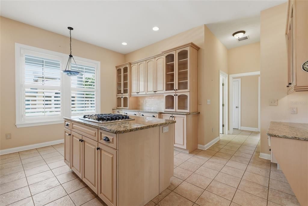For Sale: $750,000 (4 beds, 3 baths, 2451 Square Feet)