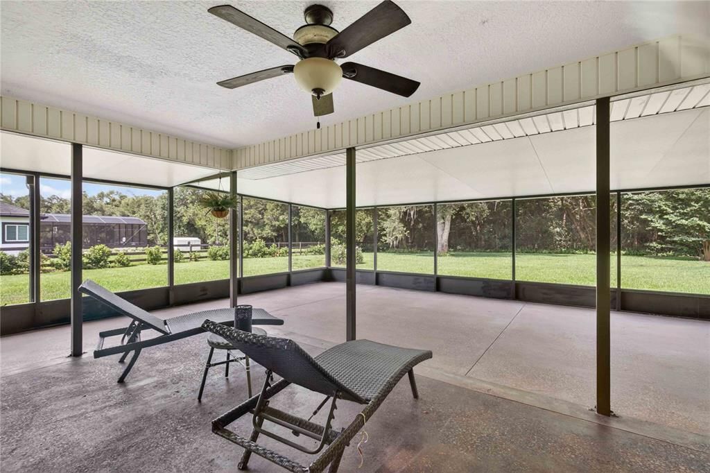 En Venta: $539,900 (3 camas, 2 baños, 1940 Pies cuadrados)
