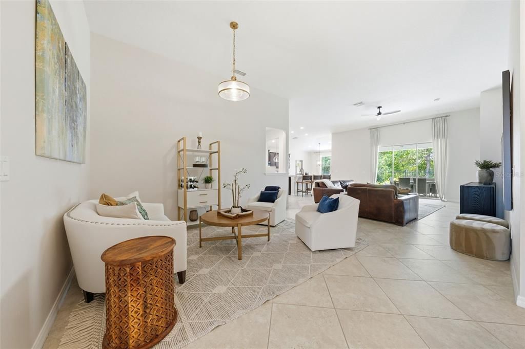En Venta: $589,900 (4 camas, 3 baños, 2432 Pies cuadrados)