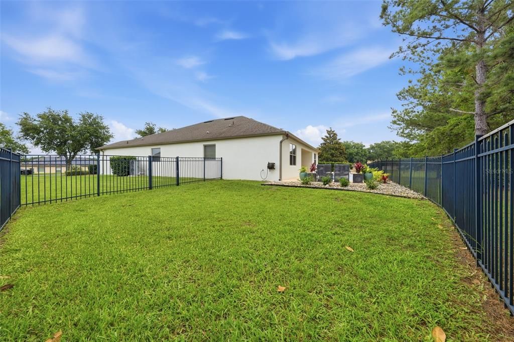 En Venta: $589,900 (4 camas, 3 baños, 2432 Pies cuadrados)