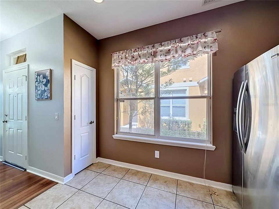 For Sale: $289,900 (3 beds, 2 baths, 1530 Square Feet)