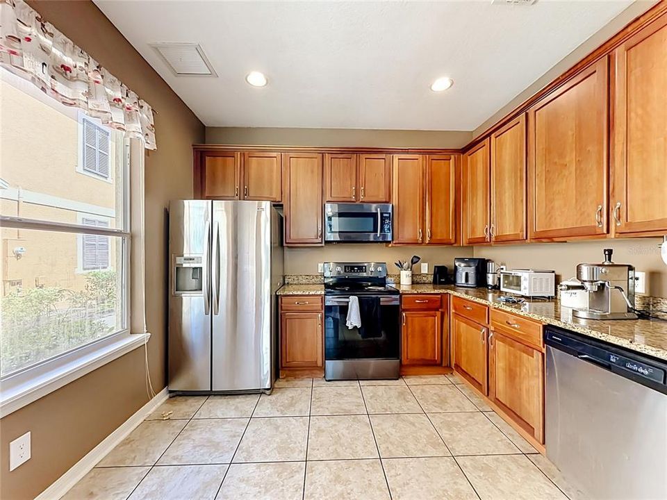 For Sale: $289,900 (3 beds, 2 baths, 1530 Square Feet)