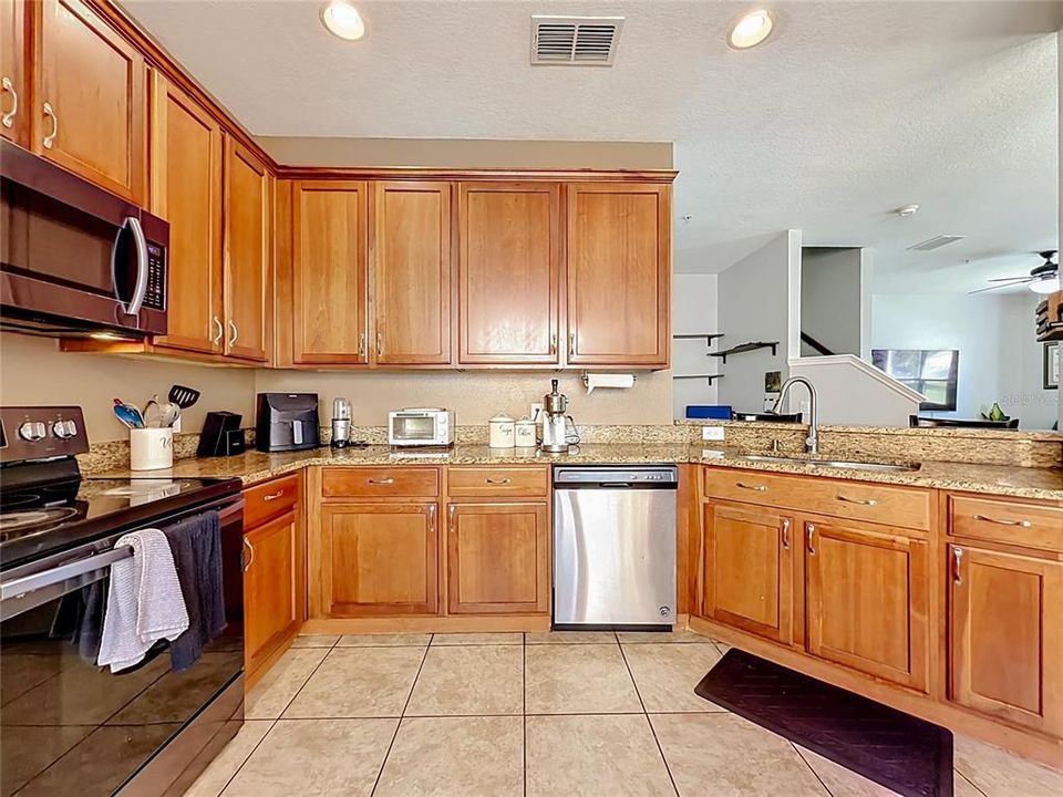 For Sale: $289,900 (3 beds, 2 baths, 1530 Square Feet)