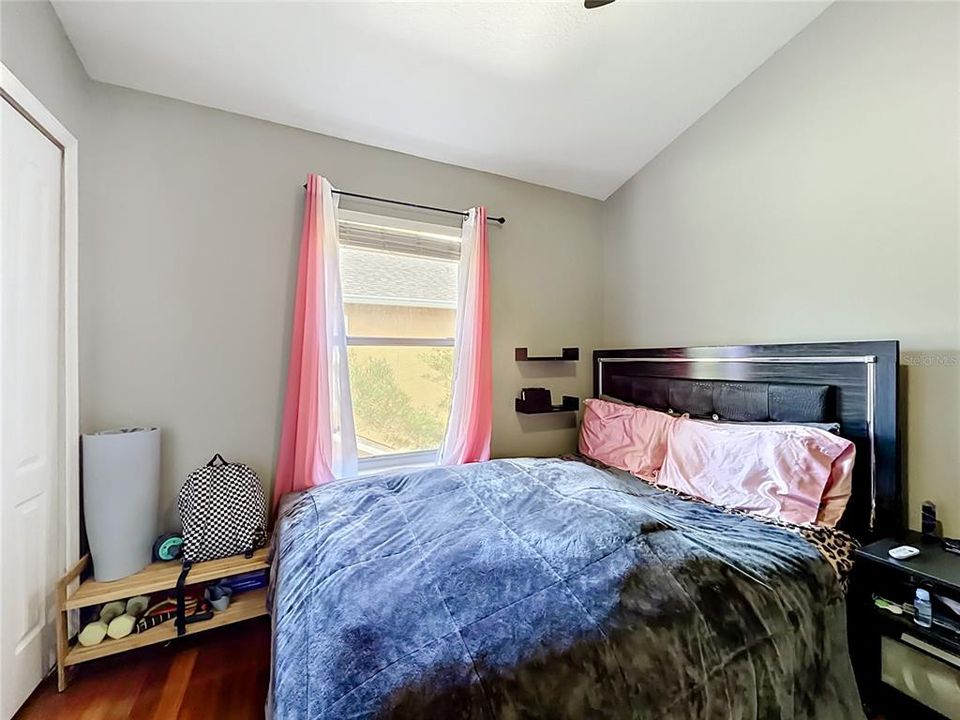 For Sale: $289,900 (3 beds, 2 baths, 1530 Square Feet)
