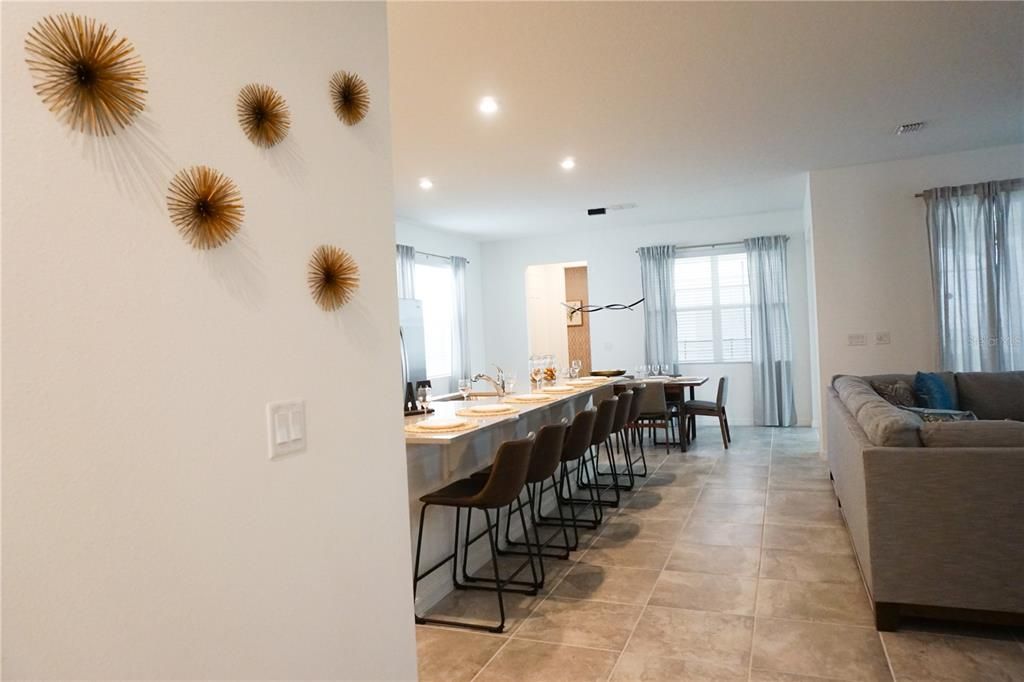 For Sale: $590,990 (6 beds, 4 baths, 2987 Square Feet)