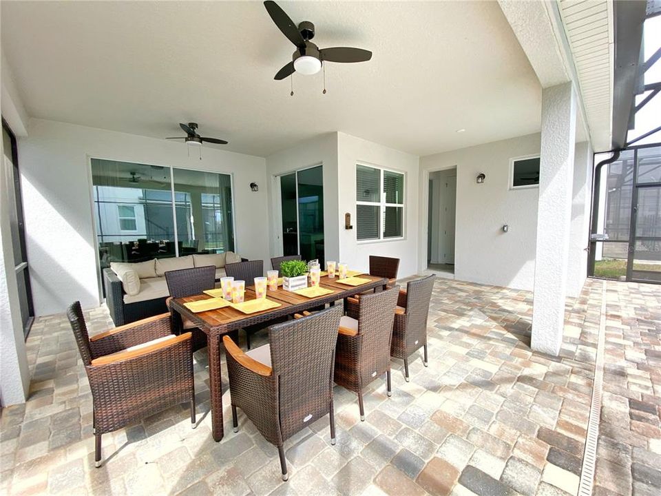 For Sale: $590,990 (6 beds, 4 baths, 2987 Square Feet)