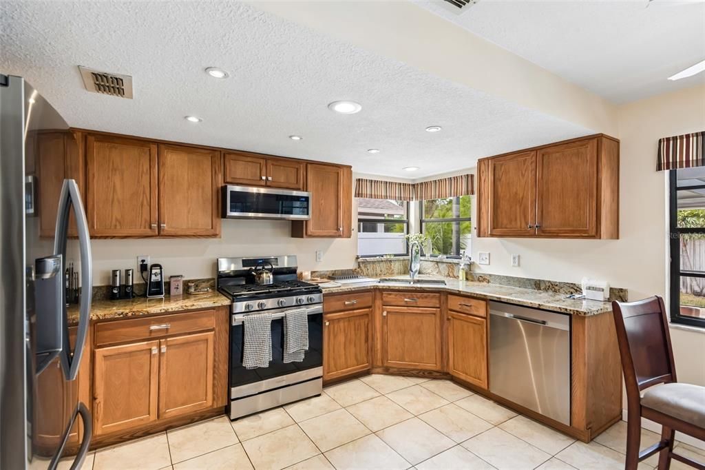 En Venta: $625,000 (4 camas, 2 baños, 1820 Pies cuadrados)