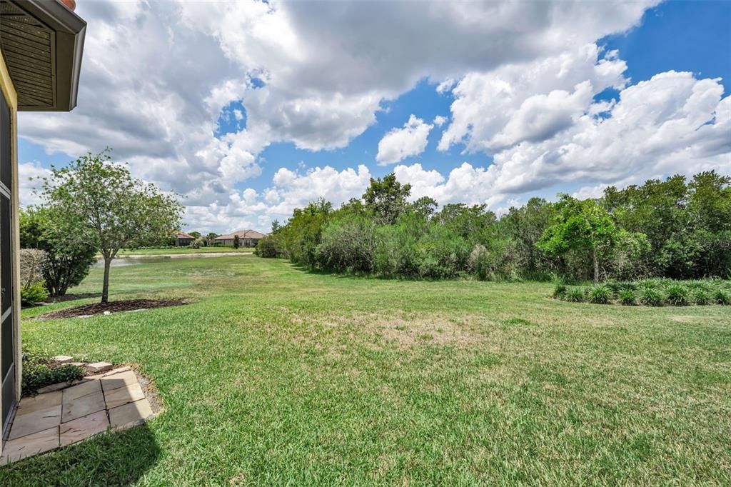 En Venta: $630,000 (3 camas, 3 baños, 2100 Pies cuadrados)