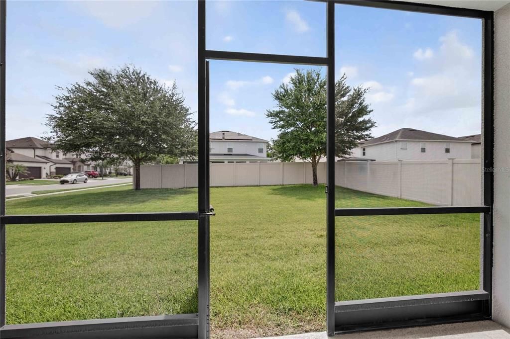 Activo con contrato: $662,000 (4 camas, 3 baños, 2641 Pies cuadrados)