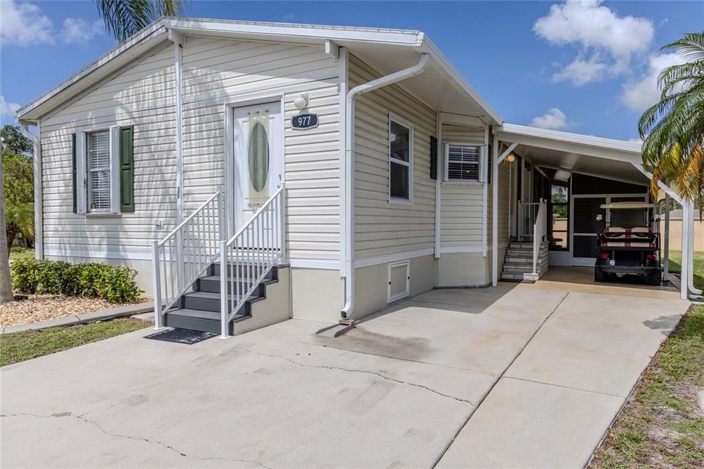 For Sale: $205,000 (2 beds, 2 baths, 1104 Square Feet)