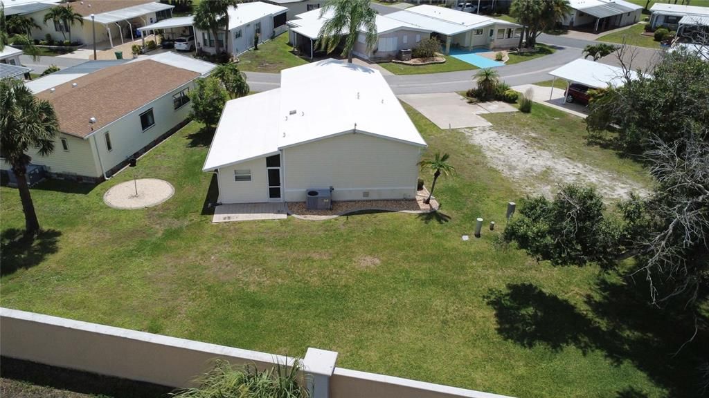 For Sale: $205,000 (2 beds, 2 baths, 1104 Square Feet)