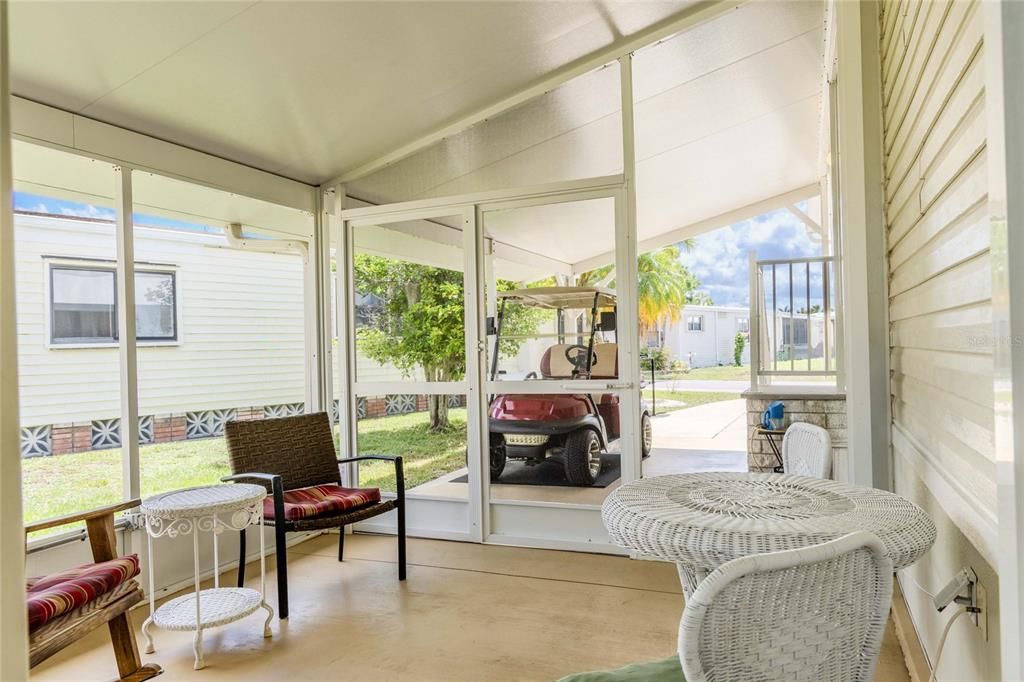 For Sale: $205,000 (2 beds, 2 baths, 1104 Square Feet)