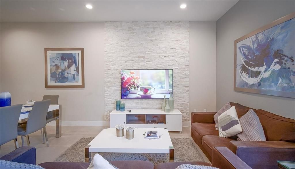 En Venta: $489,890 (4 camas, 4 baños, 1804 Pies cuadrados)