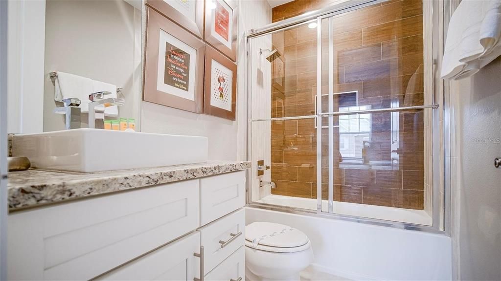 En Venta: $489,890 (4 camas, 4 baños, 1804 Pies cuadrados)