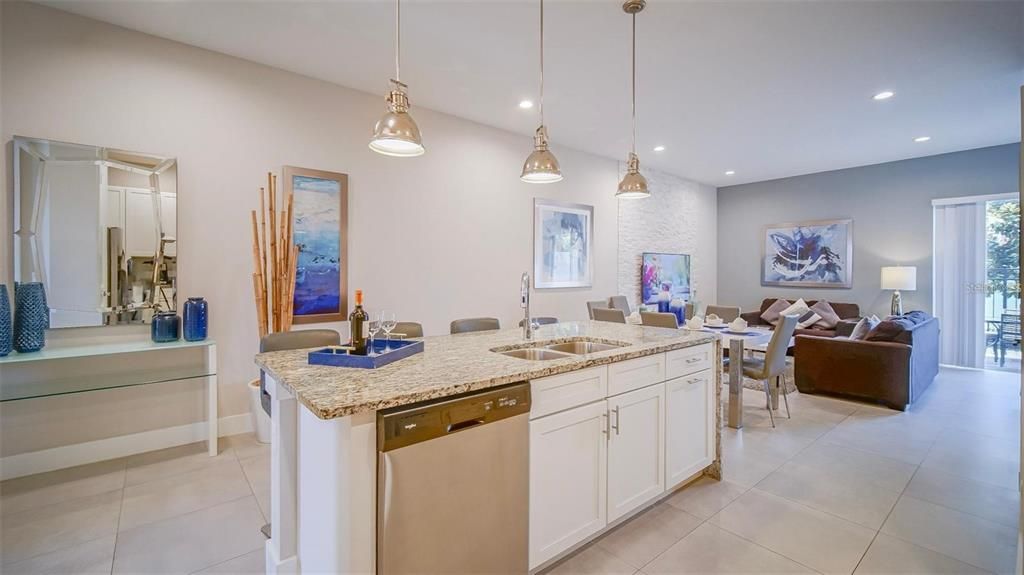 En Venta: $489,890 (4 camas, 4 baños, 1804 Pies cuadrados)