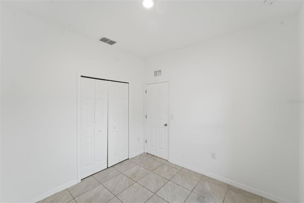 For Rent: $1,999 (4 beds, 2 baths, 1659 Square Feet)
