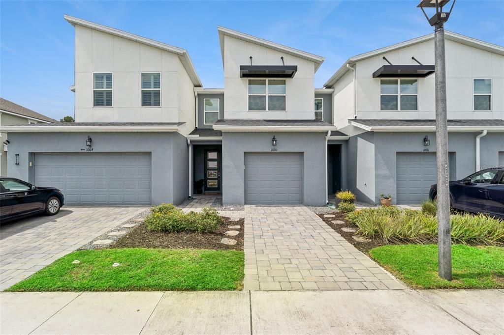For Sale: $399,000 (3 beds, 2 baths, 1559 Square Feet)