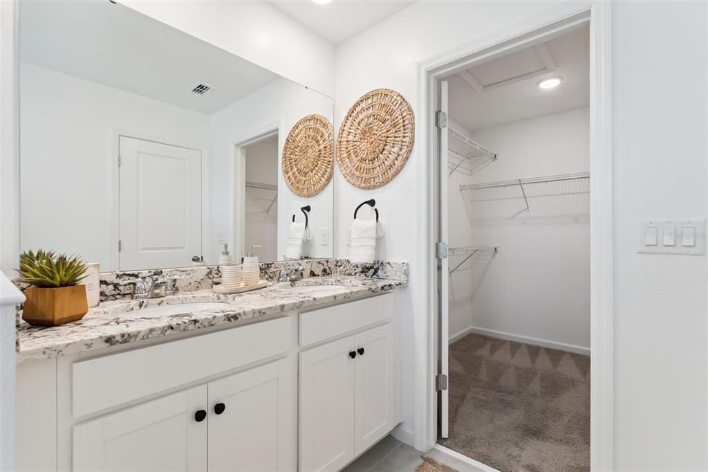 For Sale: $399,000 (3 beds, 2 baths, 1559 Square Feet)