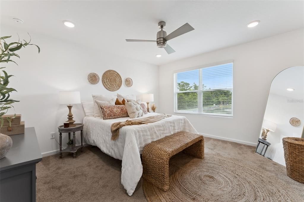 For Sale: $399,000 (3 beds, 2 baths, 1559 Square Feet)
