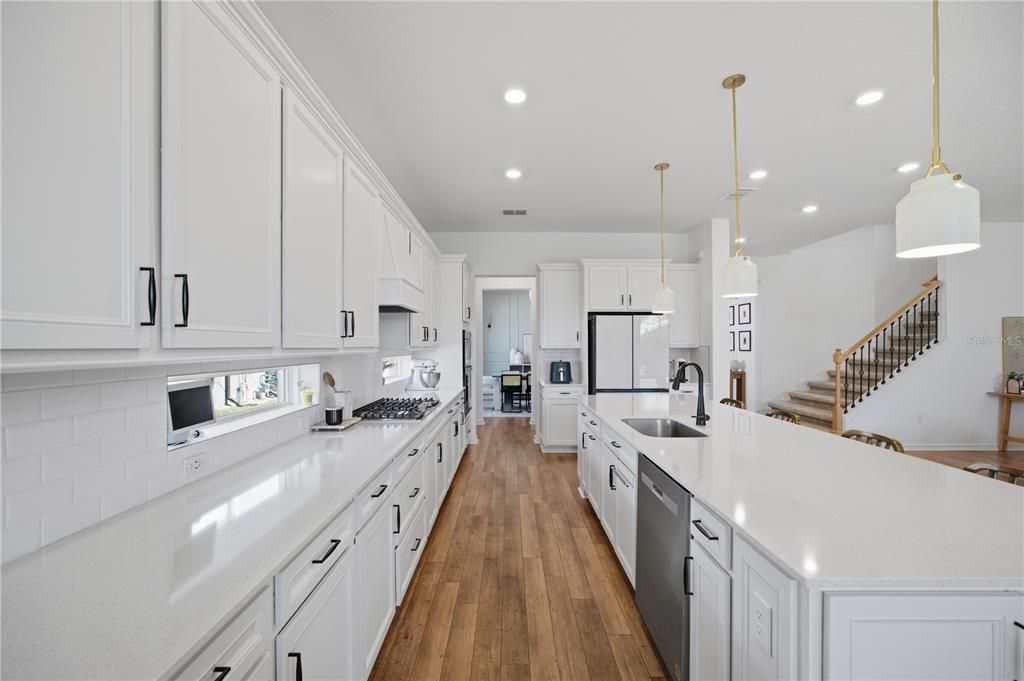 En Venta: $845,000 (5 camas, 4 baños, 4553 Pies cuadrados)