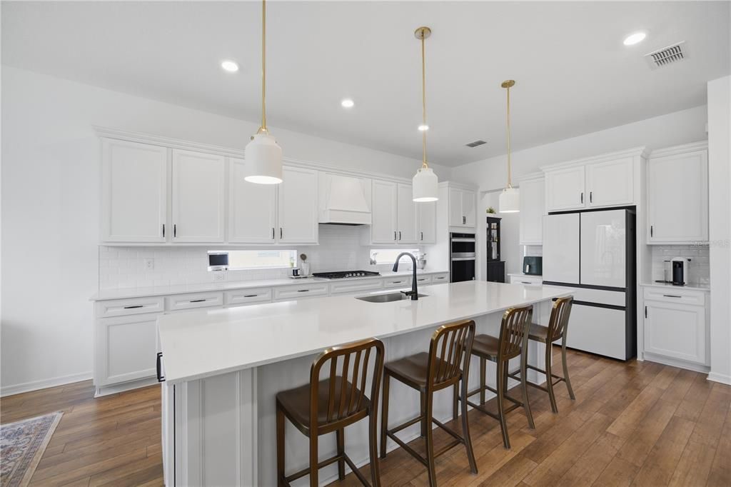 En Venta: $845,000 (5 camas, 4 baños, 4553 Pies cuadrados)