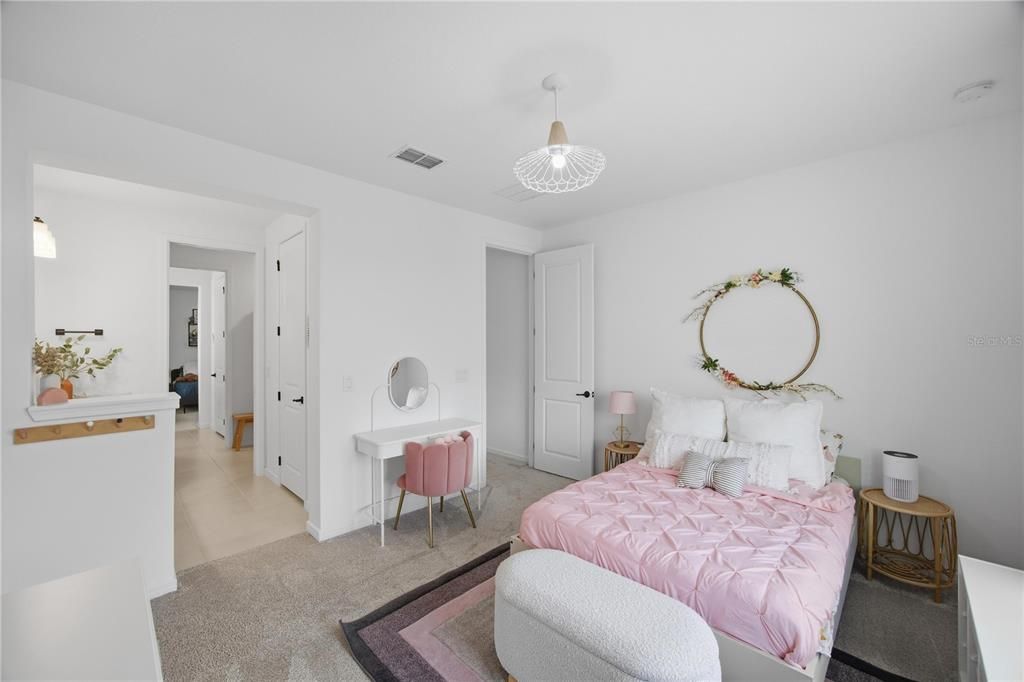 En Venta: $845,000 (5 camas, 4 baños, 4553 Pies cuadrados)