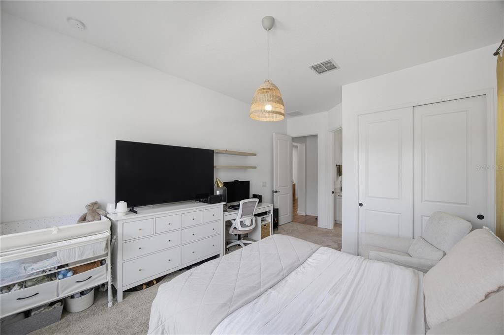 En Venta: $845,000 (5 camas, 4 baños, 4553 Pies cuadrados)