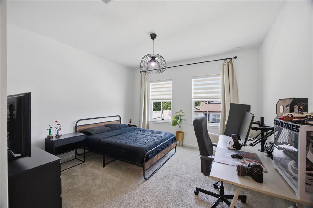 En Venta: $845,000 (5 camas, 4 baños, 4553 Pies cuadrados)