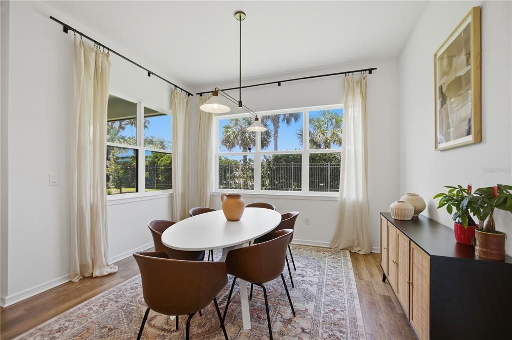 En Venta: $845,000 (5 camas, 4 baños, 4553 Pies cuadrados)
