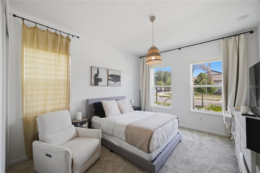 En Venta: $845,000 (5 camas, 4 baños, 4553 Pies cuadrados)