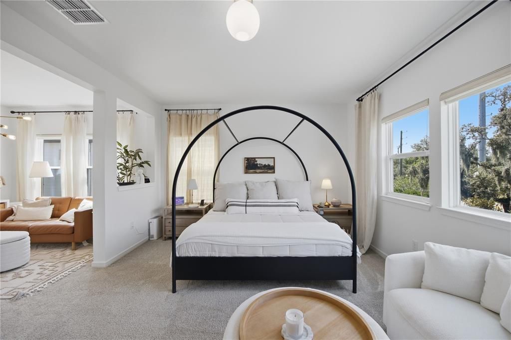 En Venta: $845,000 (5 camas, 4 baños, 4553 Pies cuadrados)