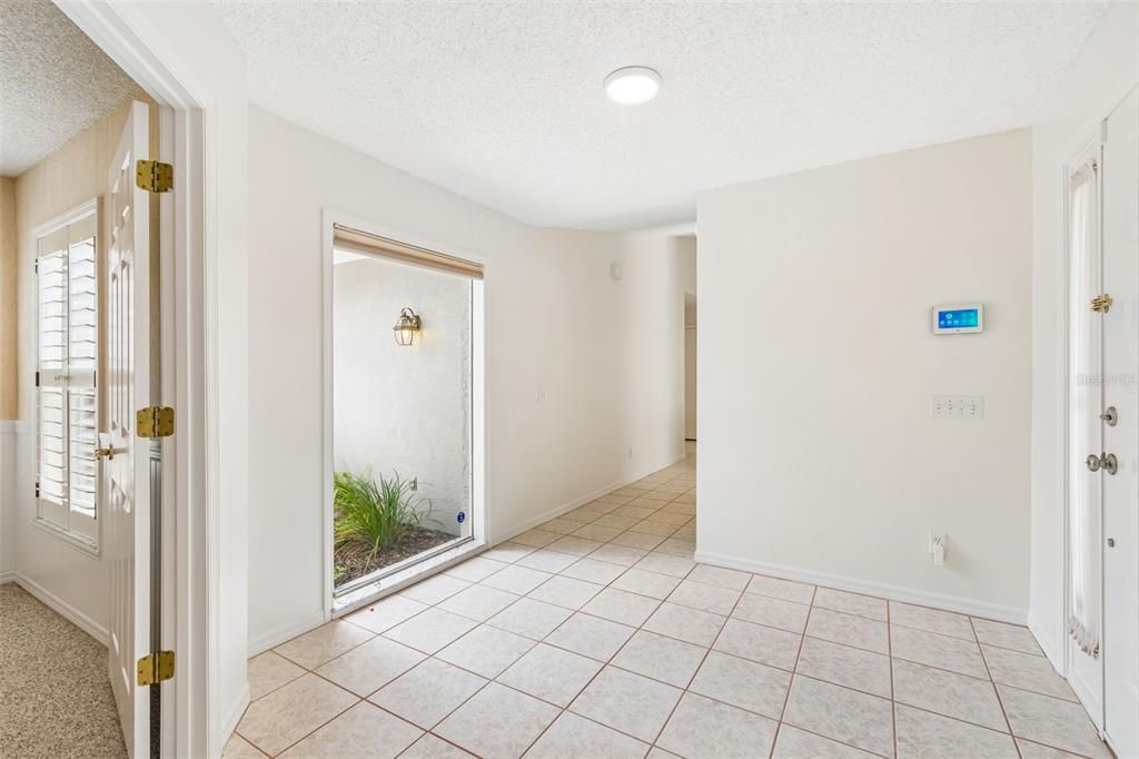 En Venta: $325,000 (2 camas, 2 baños, 2012 Pies cuadrados)