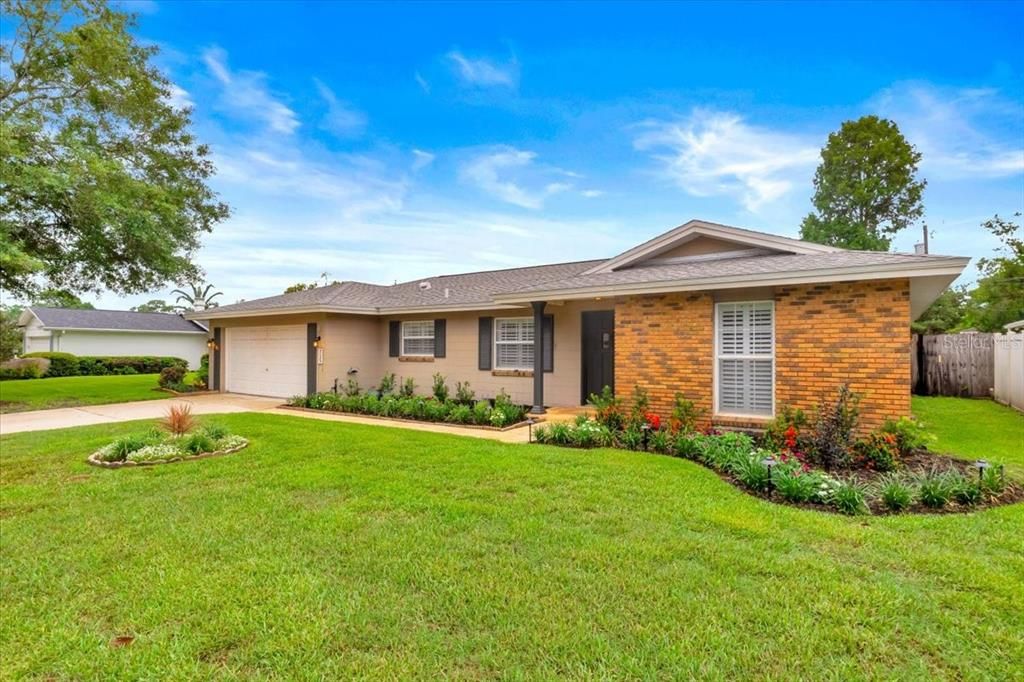 For Sale: $695,000 (4 beds, 3 baths, 2312 Square Feet)