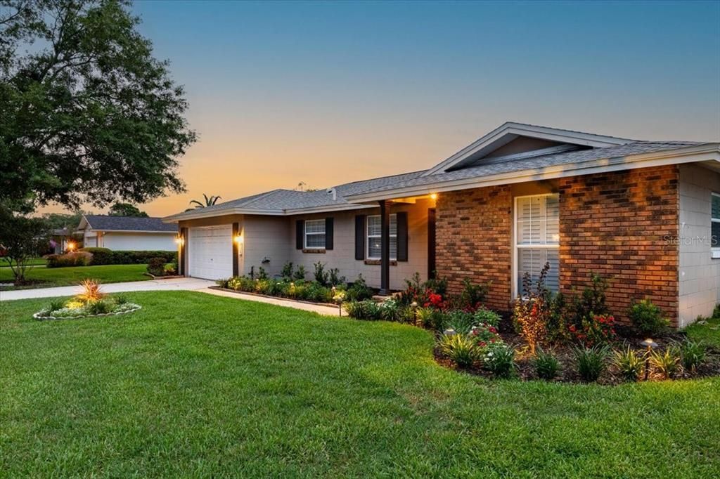 For Sale: $695,000 (4 beds, 3 baths, 2312 Square Feet)