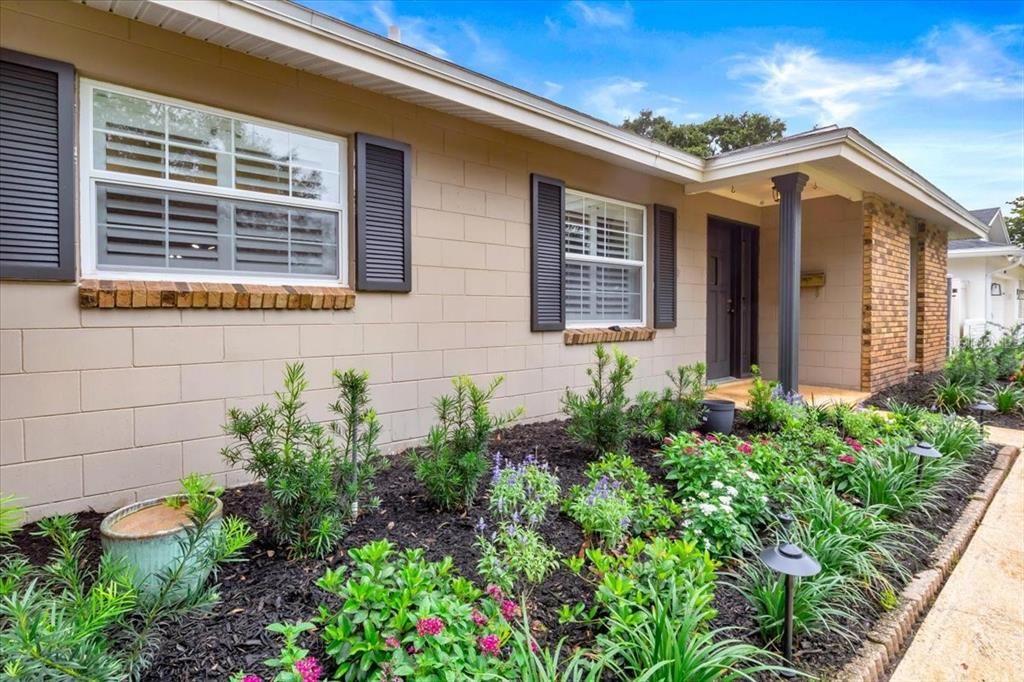 For Sale: $695,000 (4 beds, 3 baths, 2312 Square Feet)