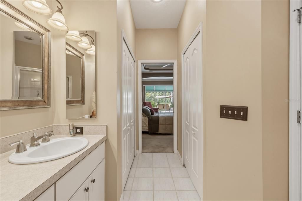 For Sale: $365,000 (3 beds, 2 baths, 1829 Square Feet)