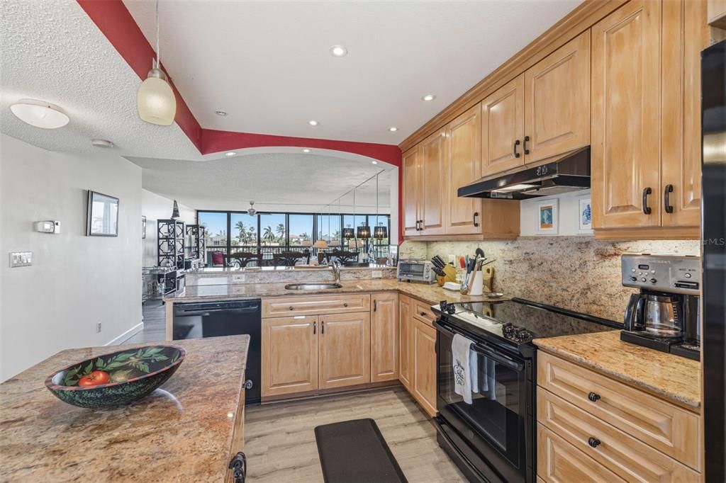 For Rent: $3,000 (2 beds, 2 baths, 1270 Square Feet)